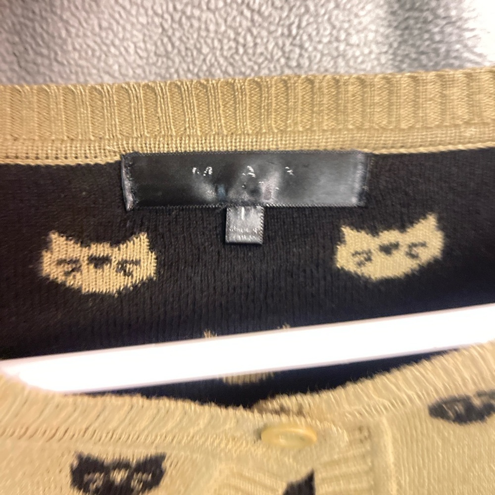 Cat Patterned Tan Sweater - Picture 4 of 4
